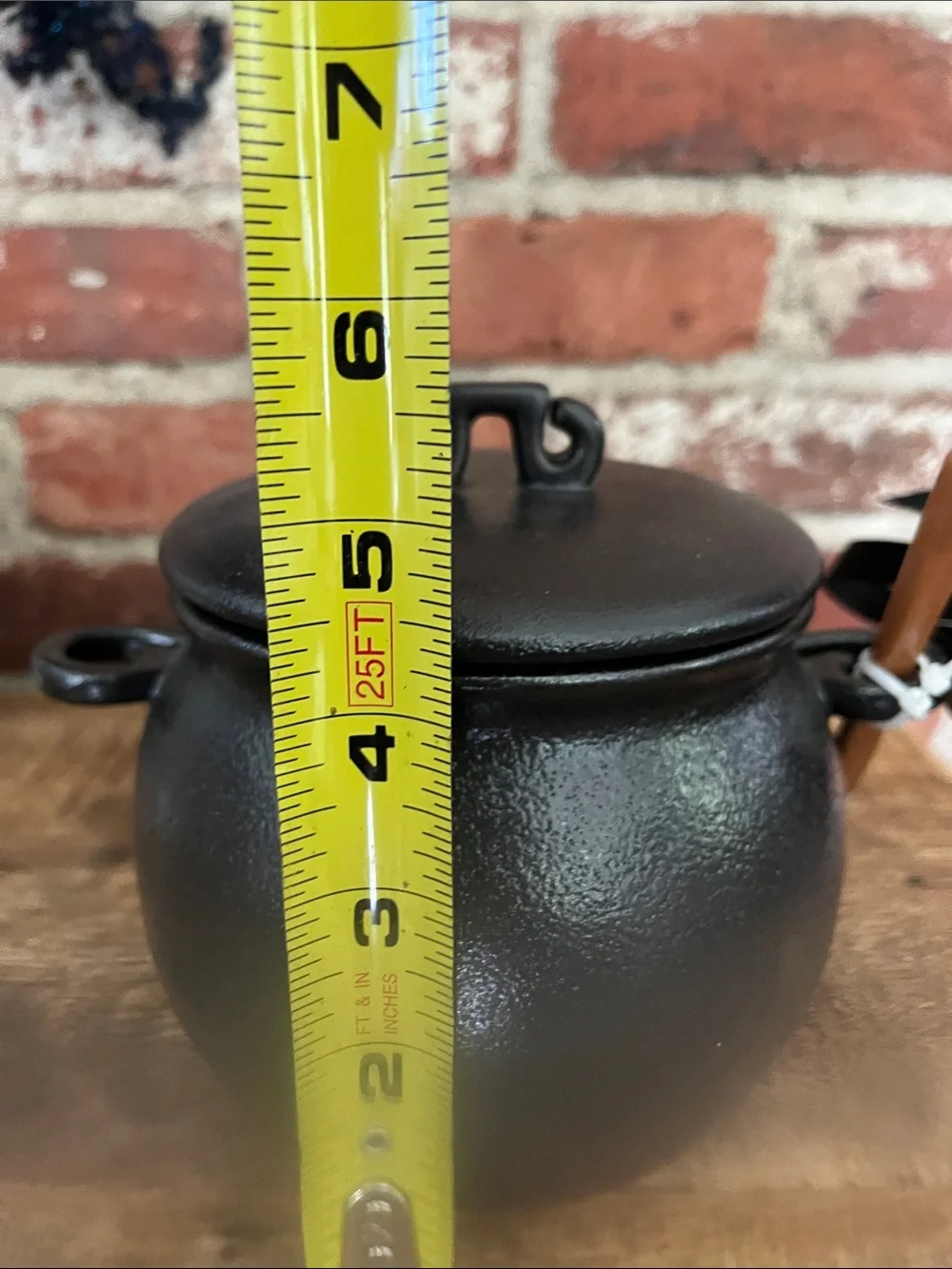 Rae dunn potion cauldronJar with Spoon - Black